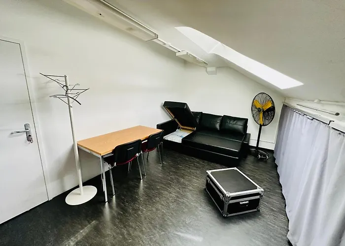 Апартаменти Raum Und Zeit